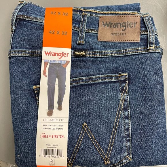 NEW Wrangler Men's Size 42x32 Relaxed Fit Jeans Dark Blue Denim i659 - Picture 4 of 8